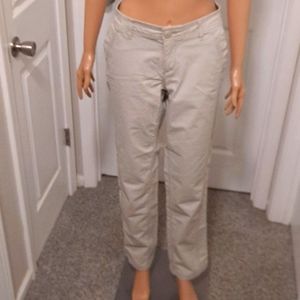 Eddie Bauer Kaki Pants with 2 Front and 2 Back Pockets